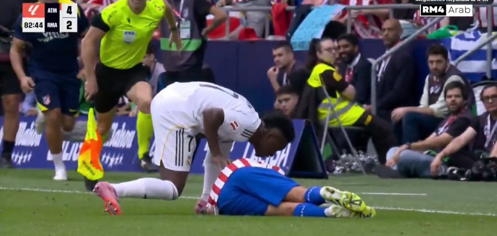 Vinicius Junior Kokénak: Kelj fel k***ög! –  VIDEÓ