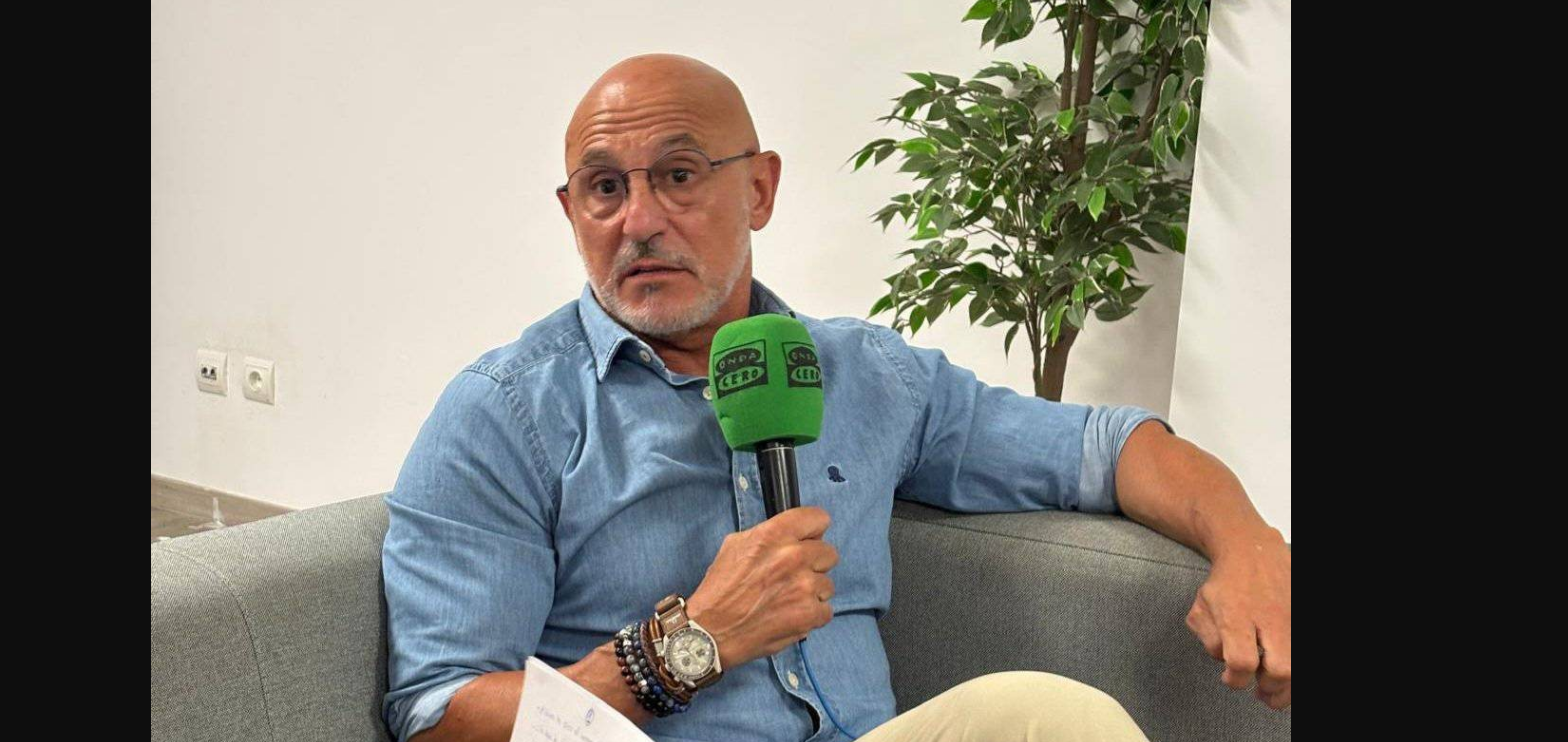 A spanyol kapitány kemény üzenetet küldött a Barcának és Hansi Flicknek