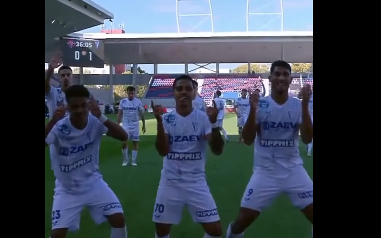 Sportszerűtlen gólöröm miatt, a Nyíregyháza játékosa megnevelni akarta a játékosokat –  VIDEÓ